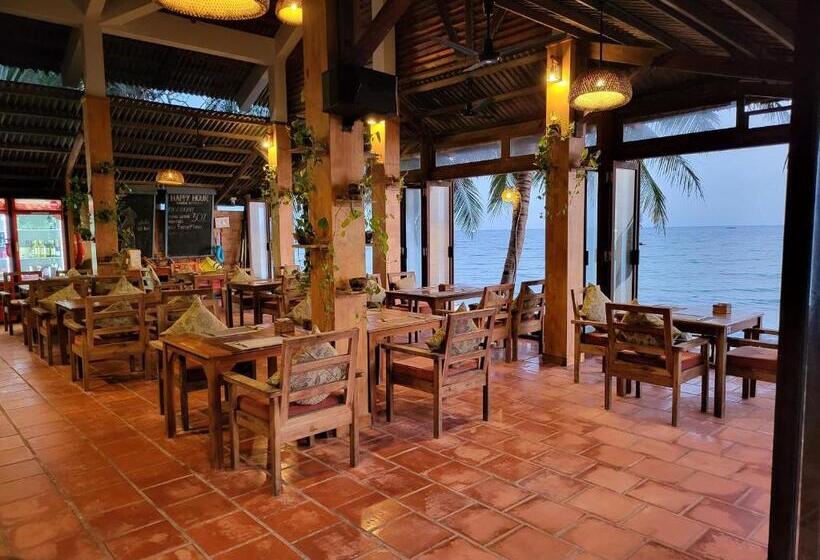 Ancarine Beach Resort