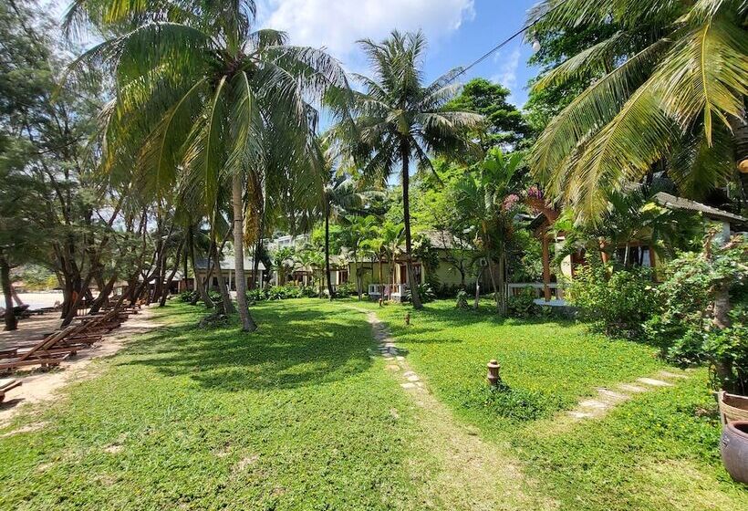 Ancarine Beach Resort