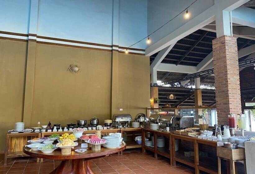 Ancarine Beach Resort