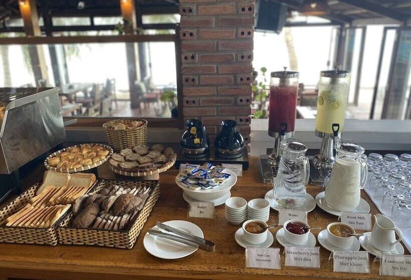 Ancarine Beach Resort