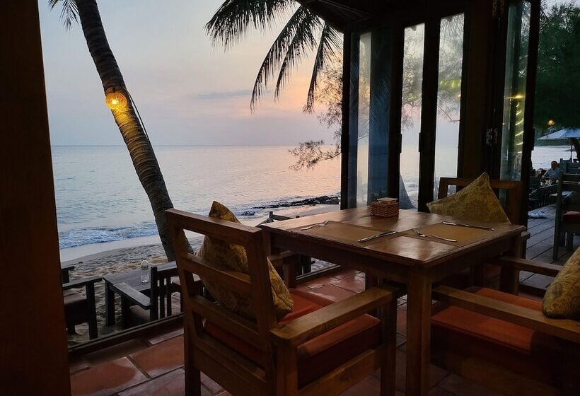 Ancarine Beach Resort