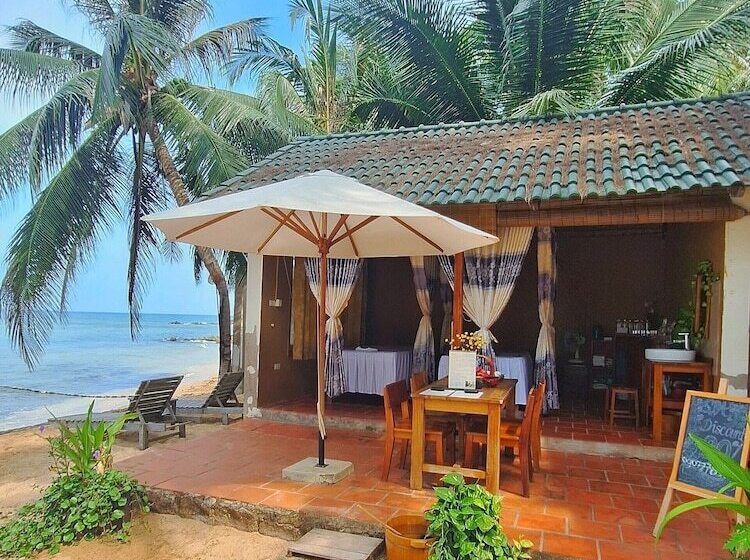 Ancarine Beach Resort