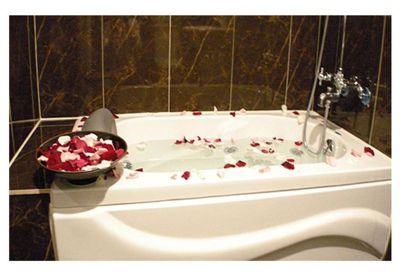 تختخواب و صبحانه Fu Chia