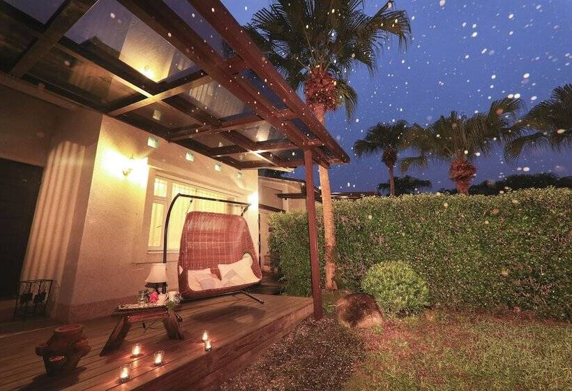 تختخواب و صبحانه The House Of Water