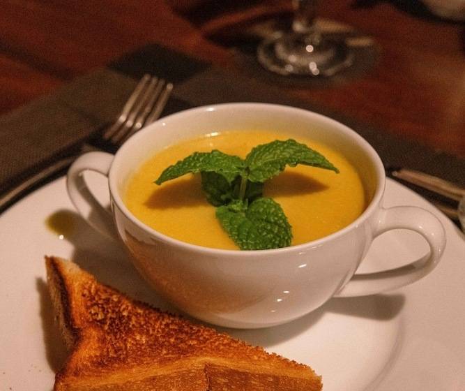 ホテル Ananthaya Beach