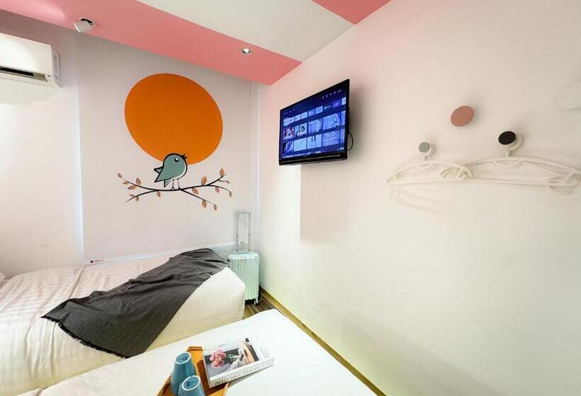 Apple 1 Hotel Queensbay