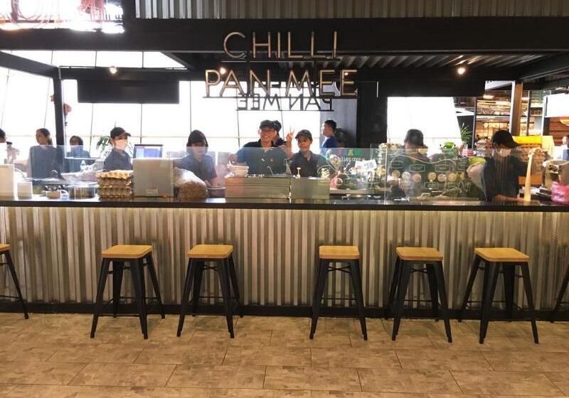 Apple 1 Hotel Queensbay