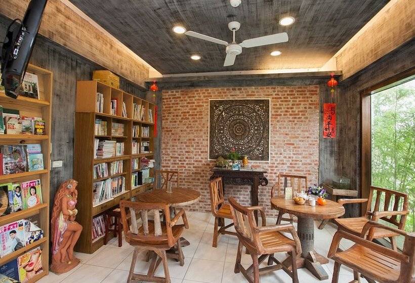 هتل Beautiful Yilan Resort