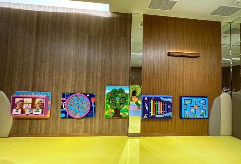 هتل Chihpen Century