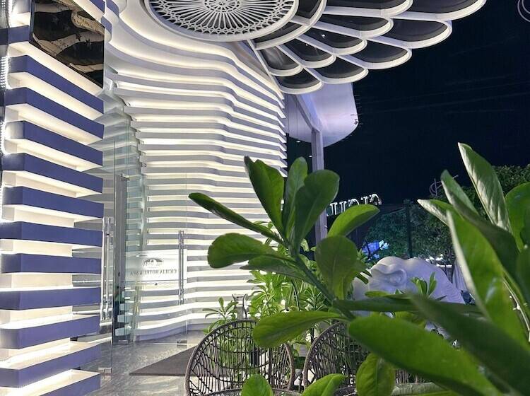 Cicilia Hotels & Spa Danang Powered By Aston