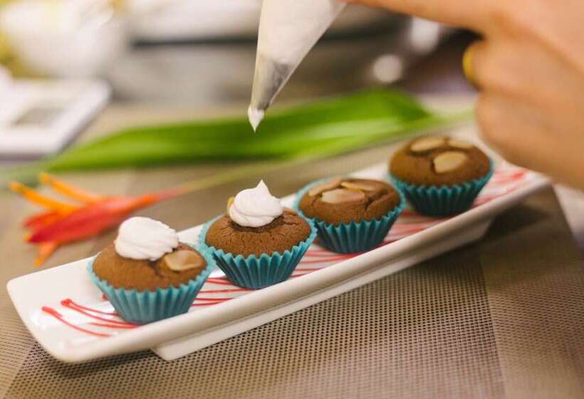 هتل Coco Palm Beach Resort & Spa