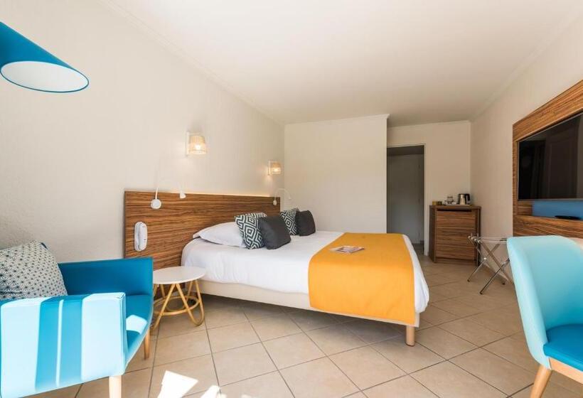 בית מלון כפרי De L Esterel Pierre & Vacances