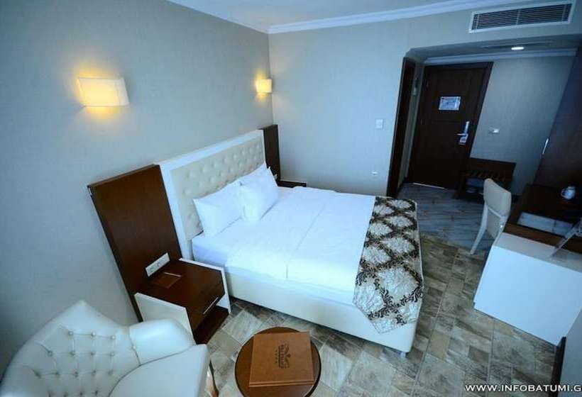 هتل Era Palace Gonio