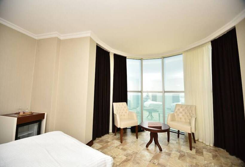 هتل Era Palace Gonio