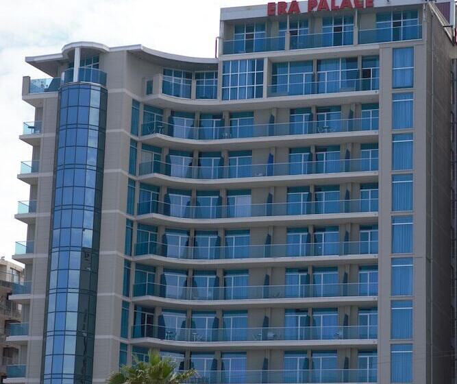 هتل Era Palace Gonio