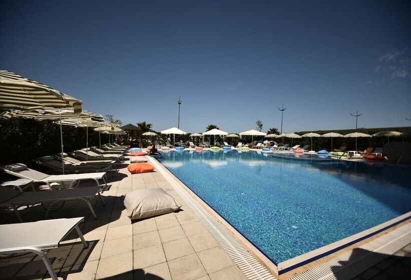 هتل Era Palace Gonio