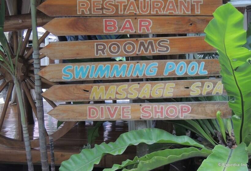 هتل Eve S Kiosk Dive Resort