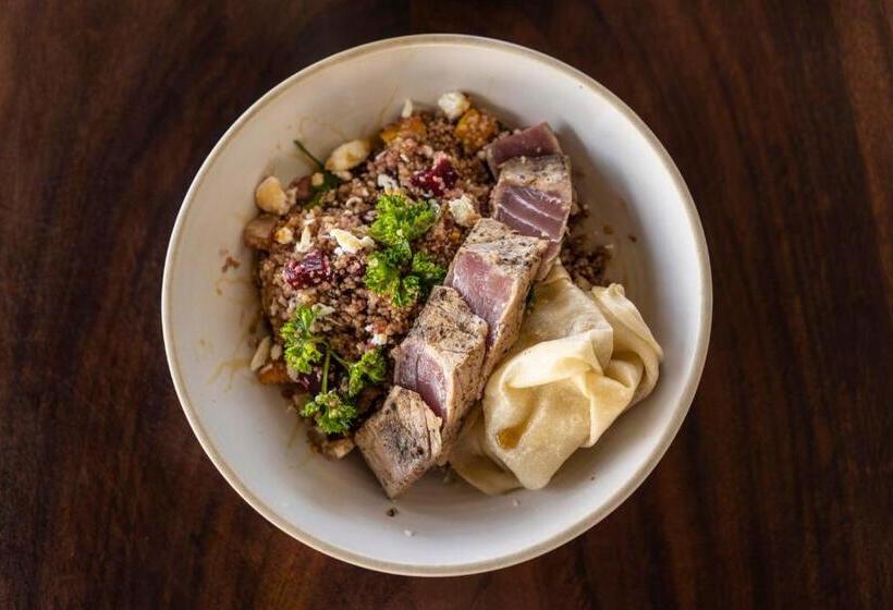 Отель Global Surf Lodge Kabalana