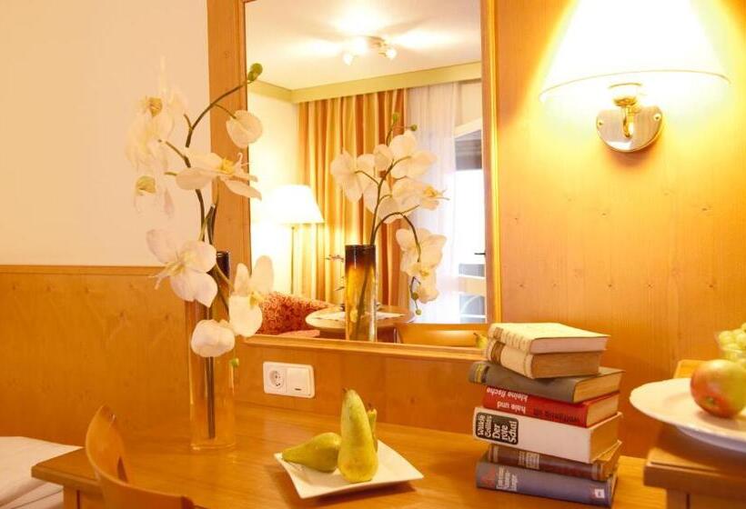 Отель Glockenspiel