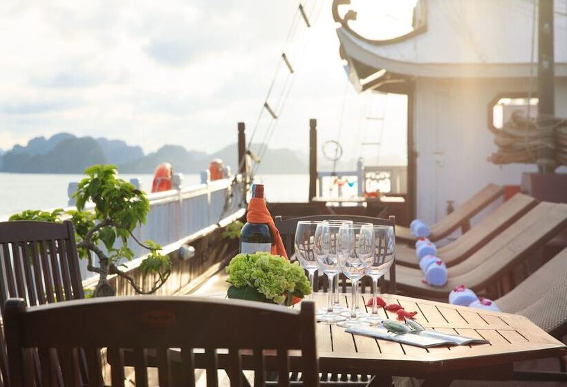 هتل Halong Royal Palace Cruise