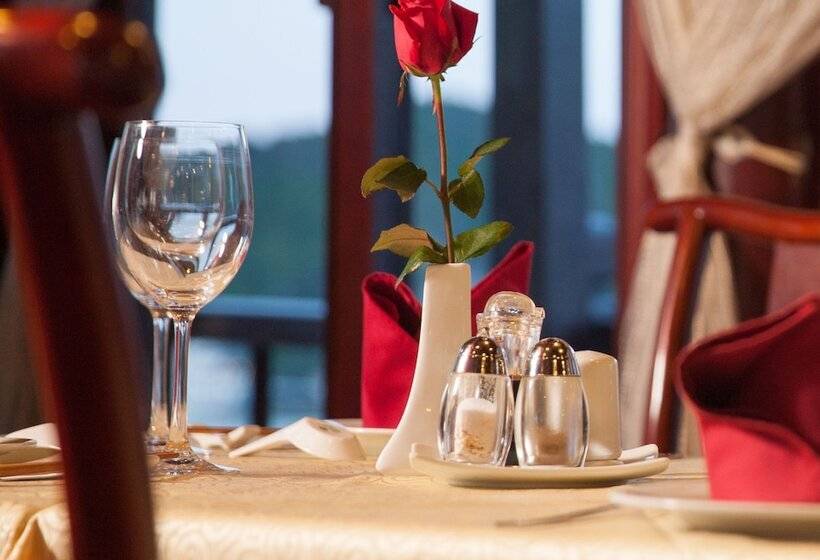 هتل Halong Royal Palace Cruise