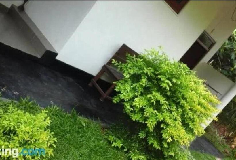 호텔 Himasha Guest