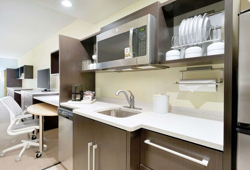 בית מלון כפרי Home2 Suites Montgomery Prattville