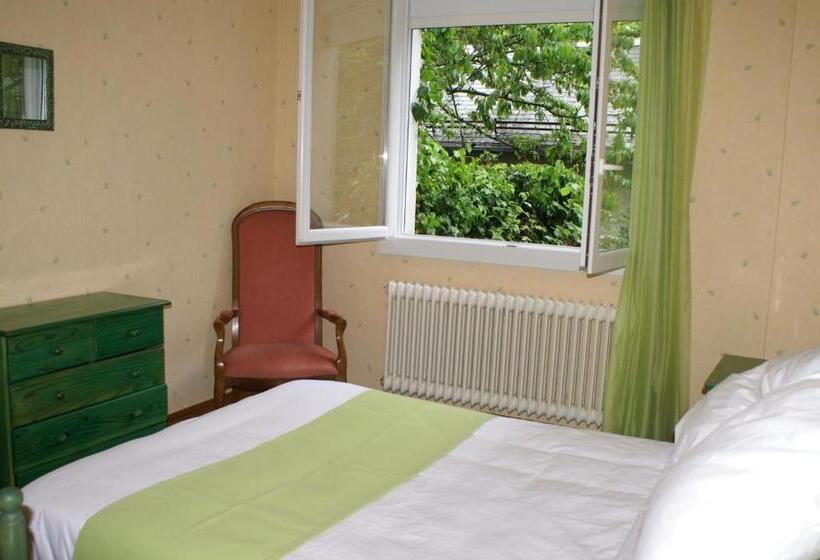 ホテル Hôtel Céleste