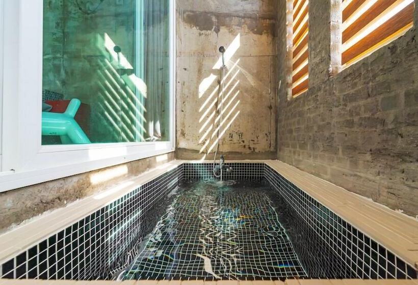 בית מלון כפרי Innude Pension