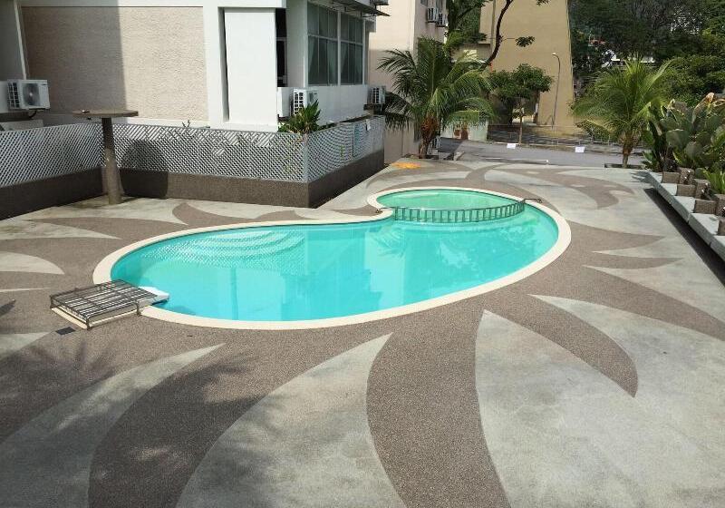 בית מלון כפרי International House