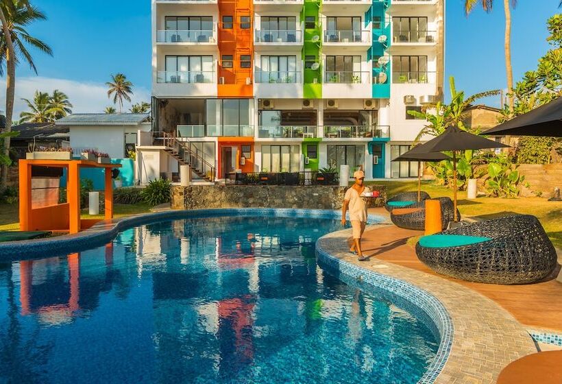 בית מלון כפרי J Ambalangoda