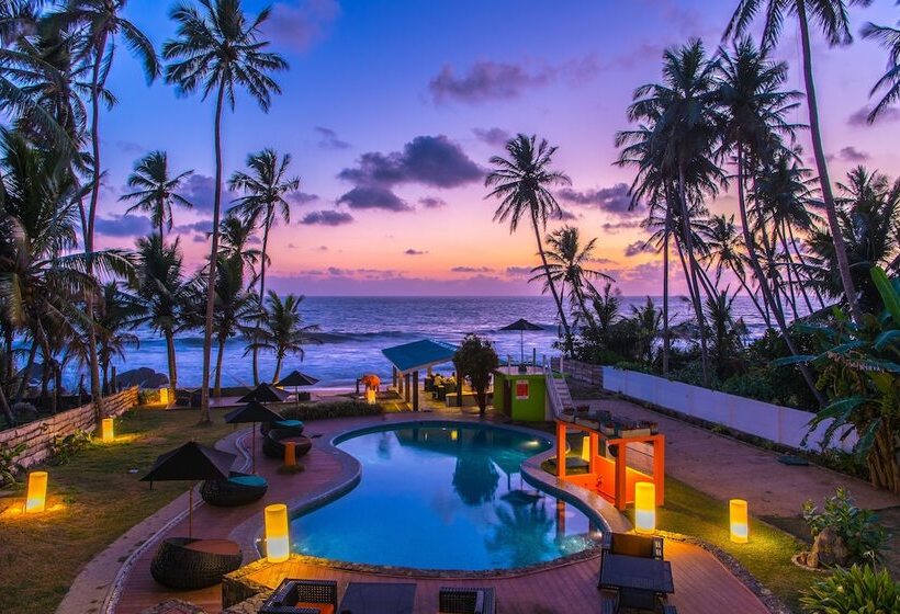 בית מלון כפרי J Ambalangoda