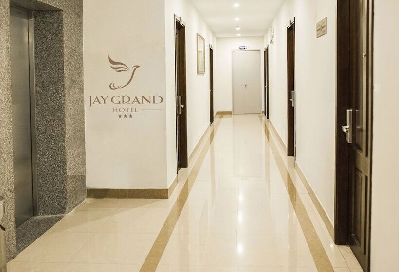 هتل Jay Grand