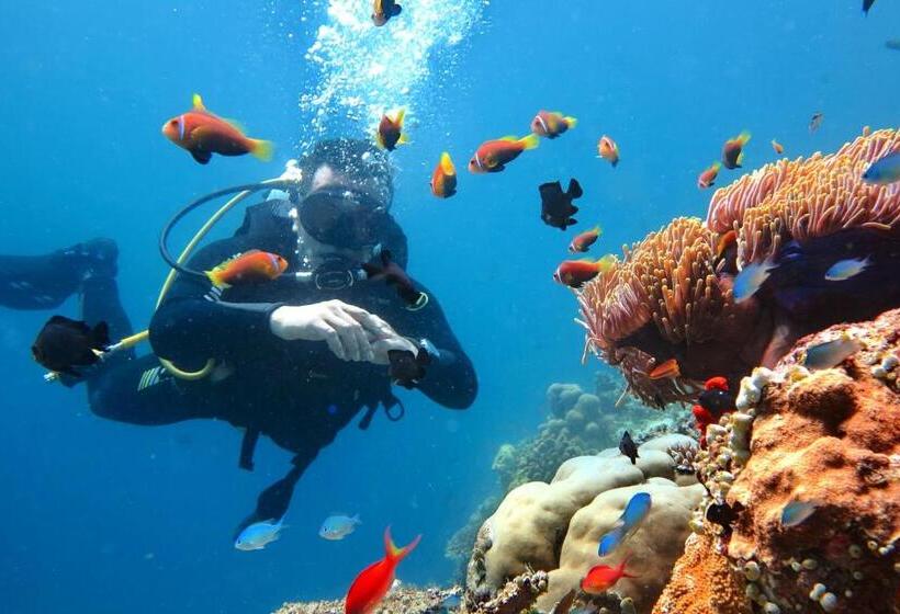 هتل Kaani Village & Spa