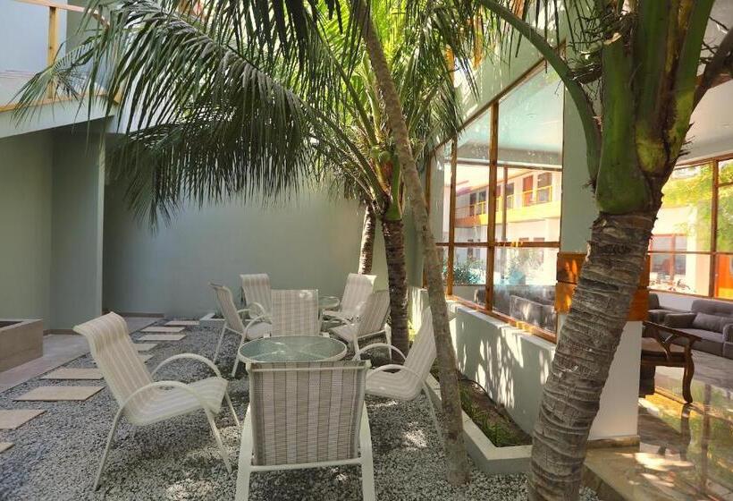 هتل Kaani Village & Spa