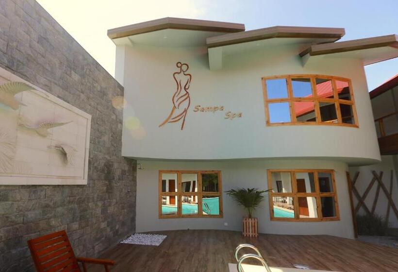 هتل Kaani Village & Spa