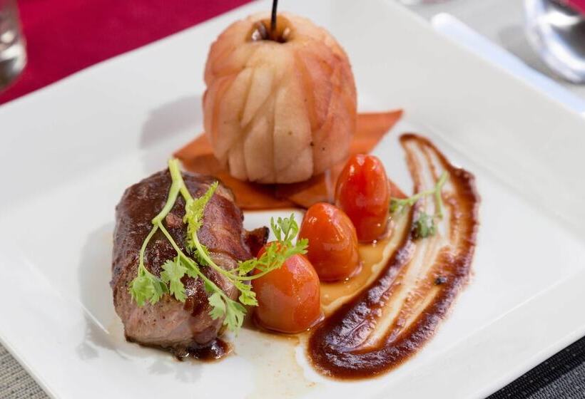 هتل La Paloma Resort