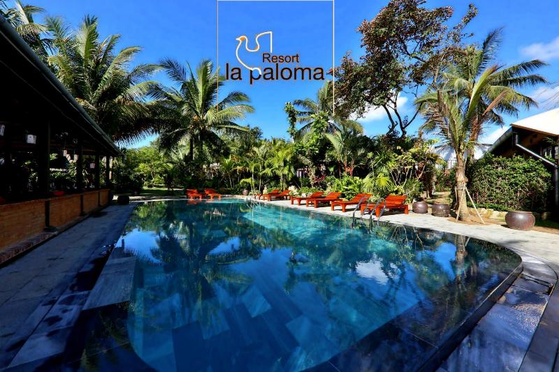 هتل La Paloma Resort