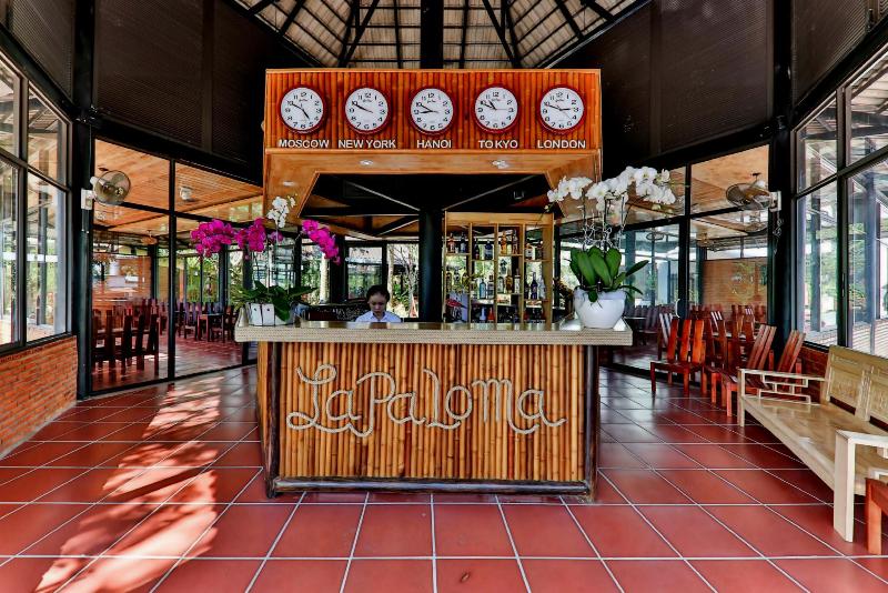 هتل La Paloma Resort