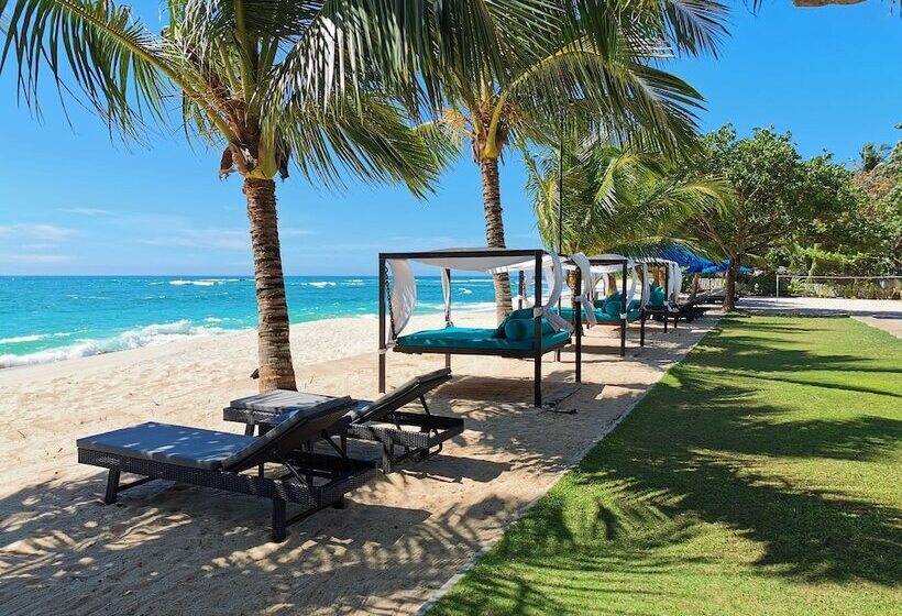 Lantern Boutique Hotel By Reveal