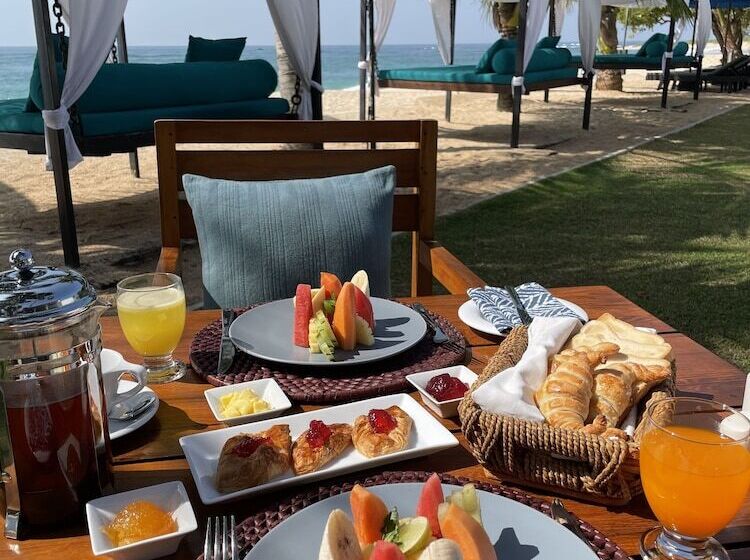 Lantern Boutique Hotel By Reveal