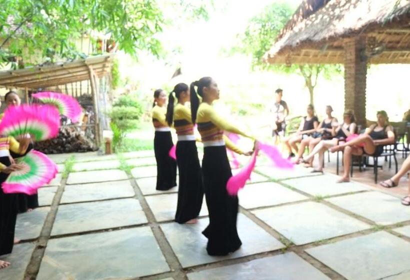 هتل Mai Chau Nature Lodge Hostel
