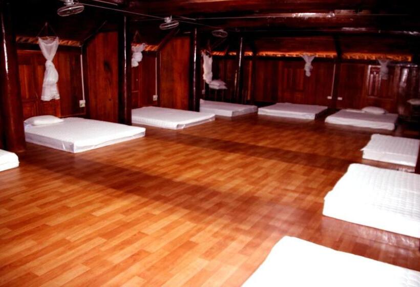 هتل Mai Chau Nature Lodge Hostel