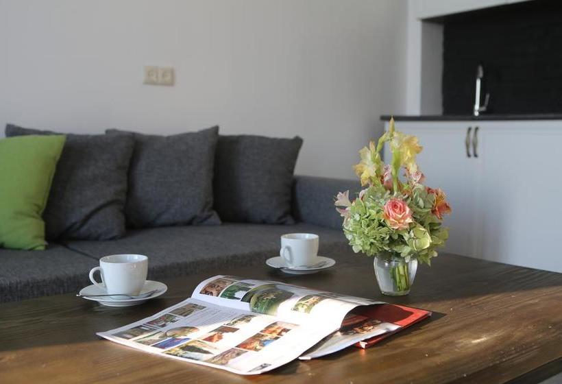 Dima S Apartment In Mgzavrebi