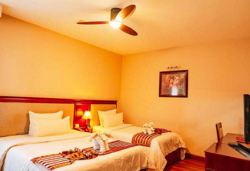 هتل Minh Toan Athena