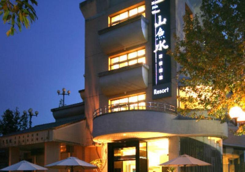 هتل Mountain Fish Water