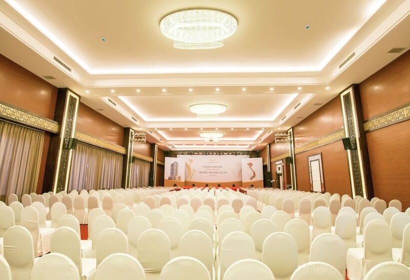 ホテル Muong Thanh Grand Cua Lo