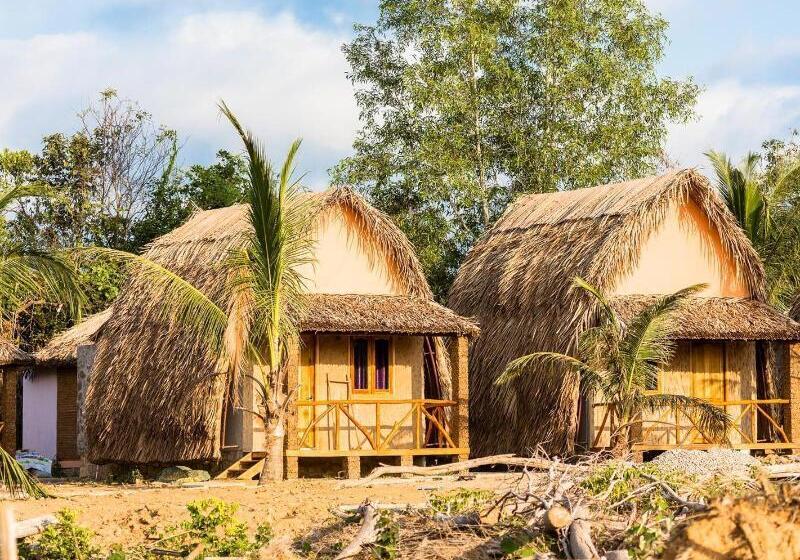 هتل Ninila Fruit Farm Bungalow