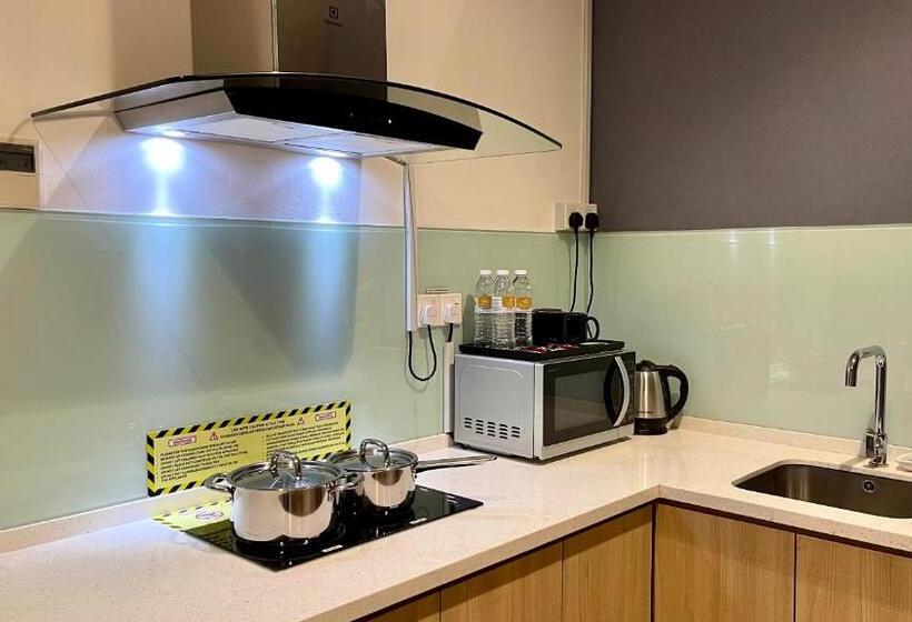 One Pacific Hotel & Serviced Apartments