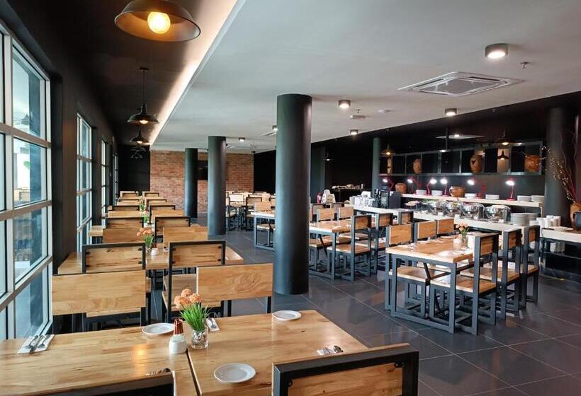 בית מלון כפרי Raia Inn Penang